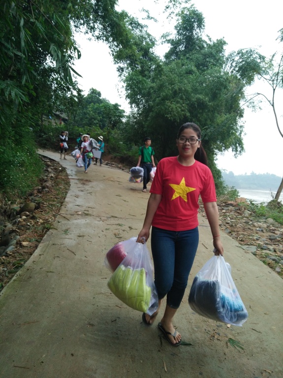Hành trình đến với vùng lũ Quảng Trị