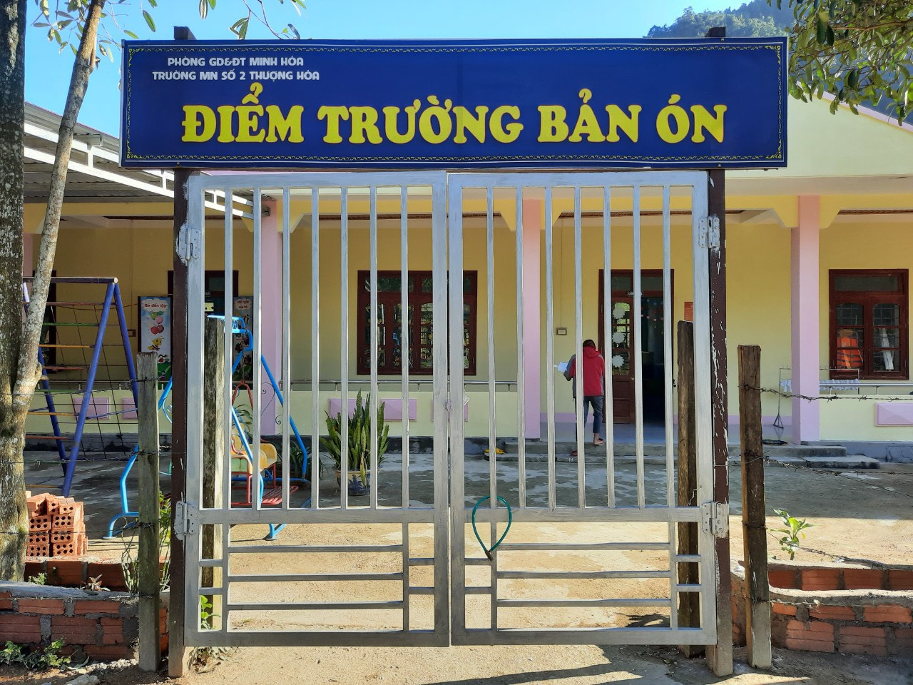 CÙNG EM ĐI QUA MÙA LŨ!