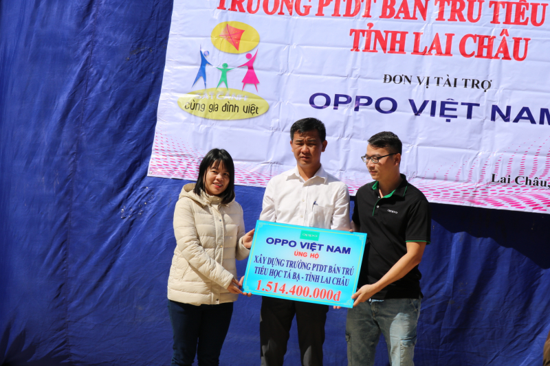 NHỮNG MÁI TRƯỜNG THƯƠNG YÊU