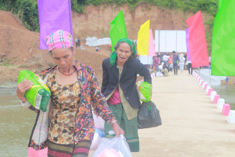 NHỊP CẦU KẾT NỐI YÊU THƯƠNG