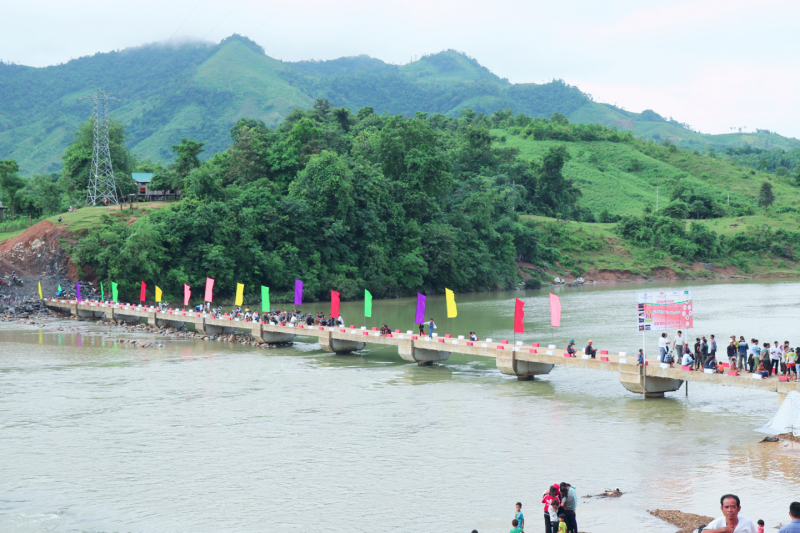 NHỊP CẦU KẾT NỐI YÊU THƯƠNG