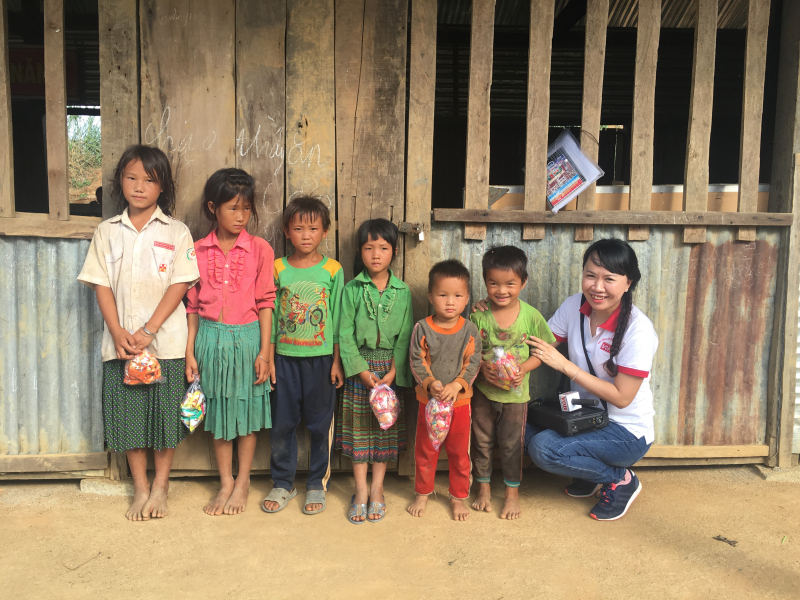 NHỮNG MÁI TRƯỜNG THƯƠNG YÊU
