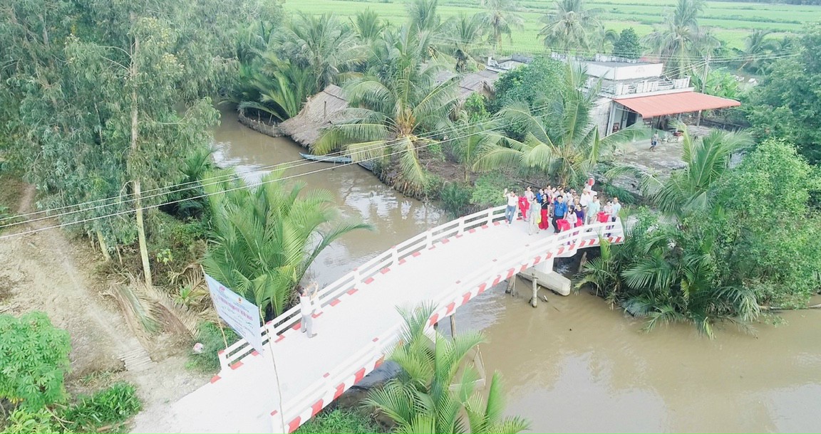 NHỊP CẦU KẾT NỐI YÊU THƯƠNG