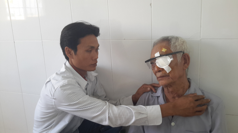HOẠT ĐỘNG MỔ MẮT