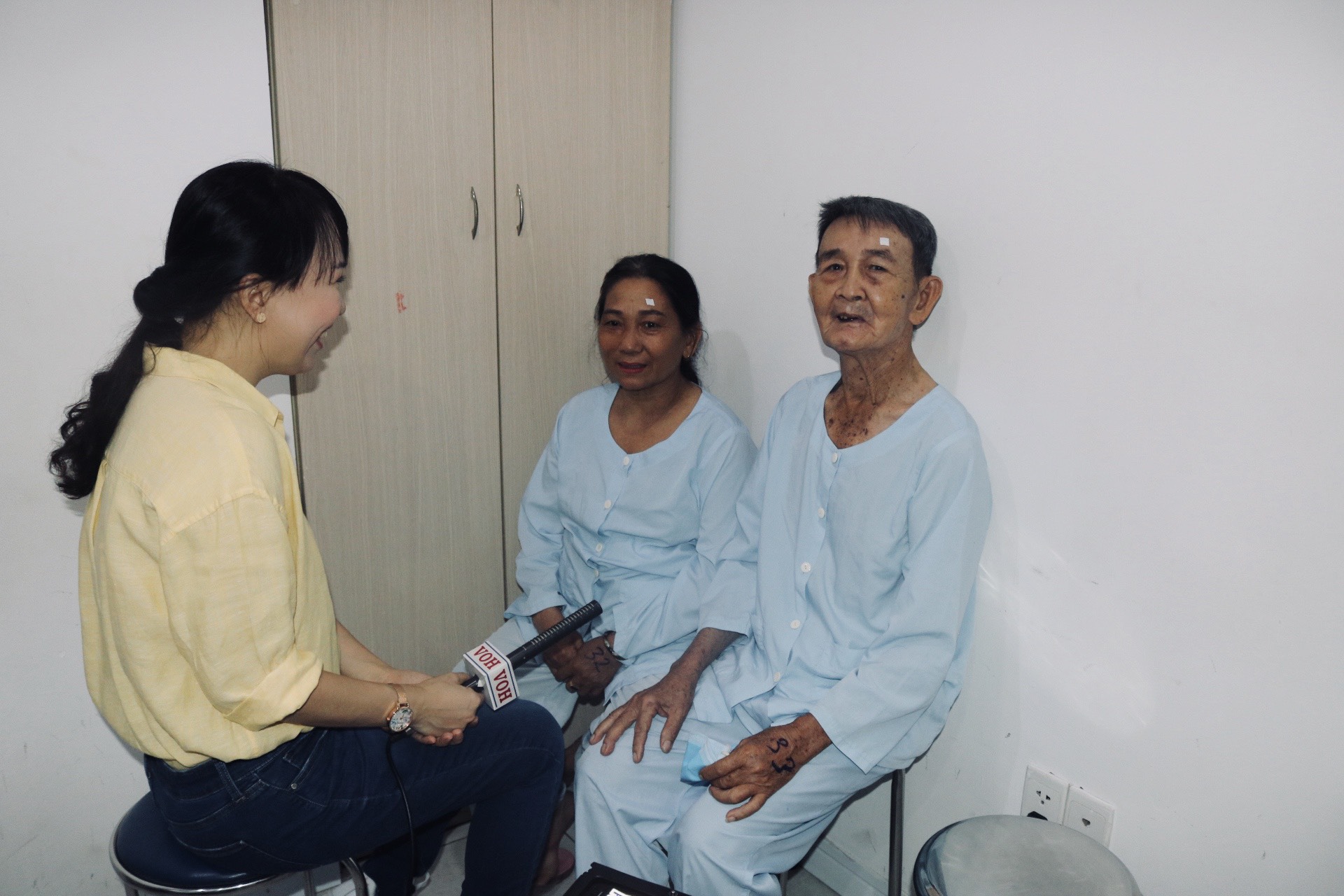HOẠT ĐỘNG MỔ MẮT