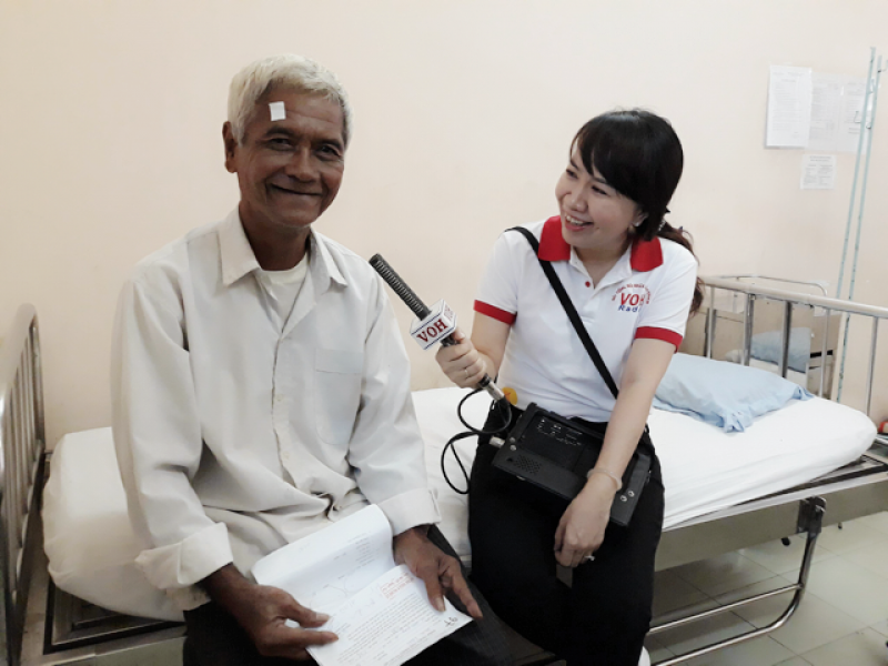 HOẠT ĐỘNG MỔ MẮT
