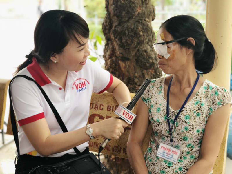 HOẠT ĐỘNG MỔ MẮT