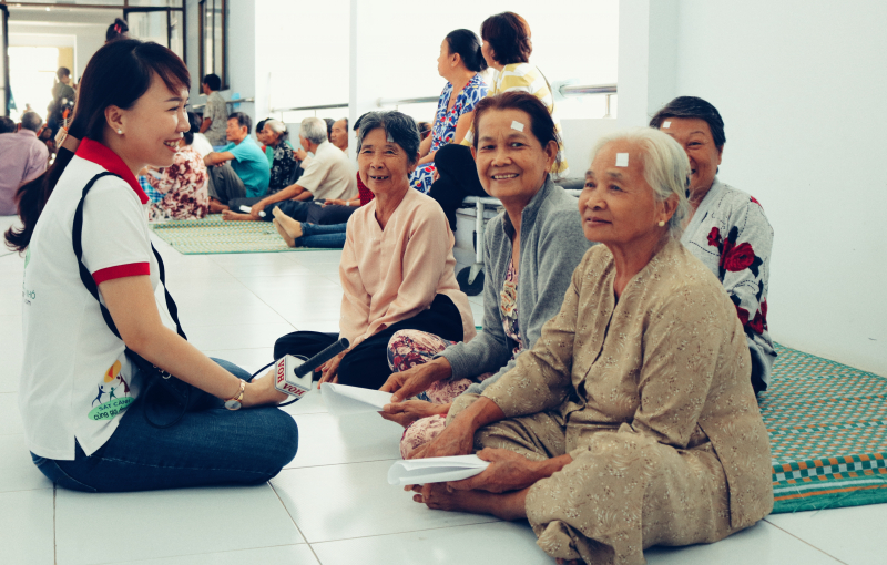 HOẠT ĐỘNG MỔ MẮT