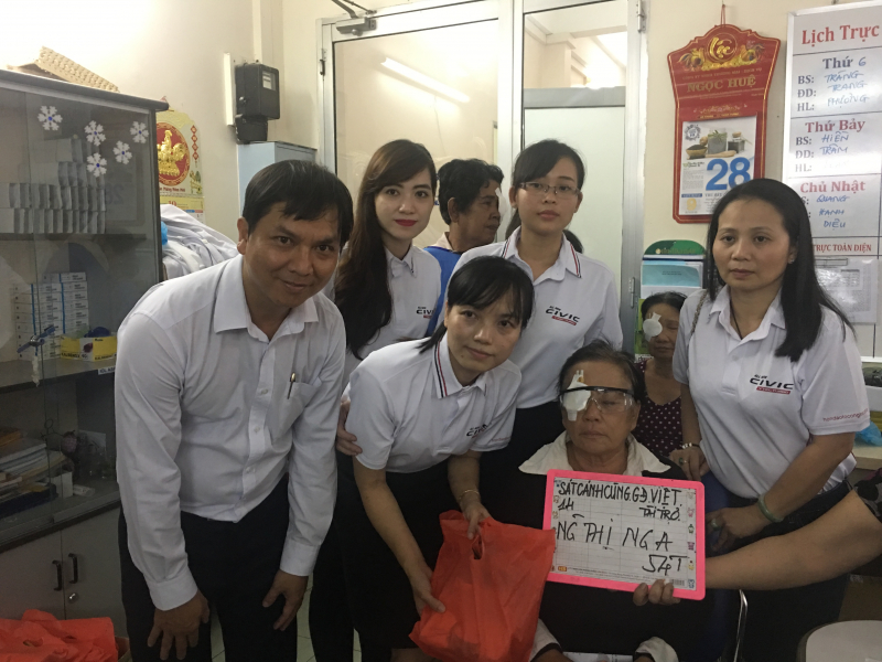 HOẠT ĐỘNG MỔ MẮT