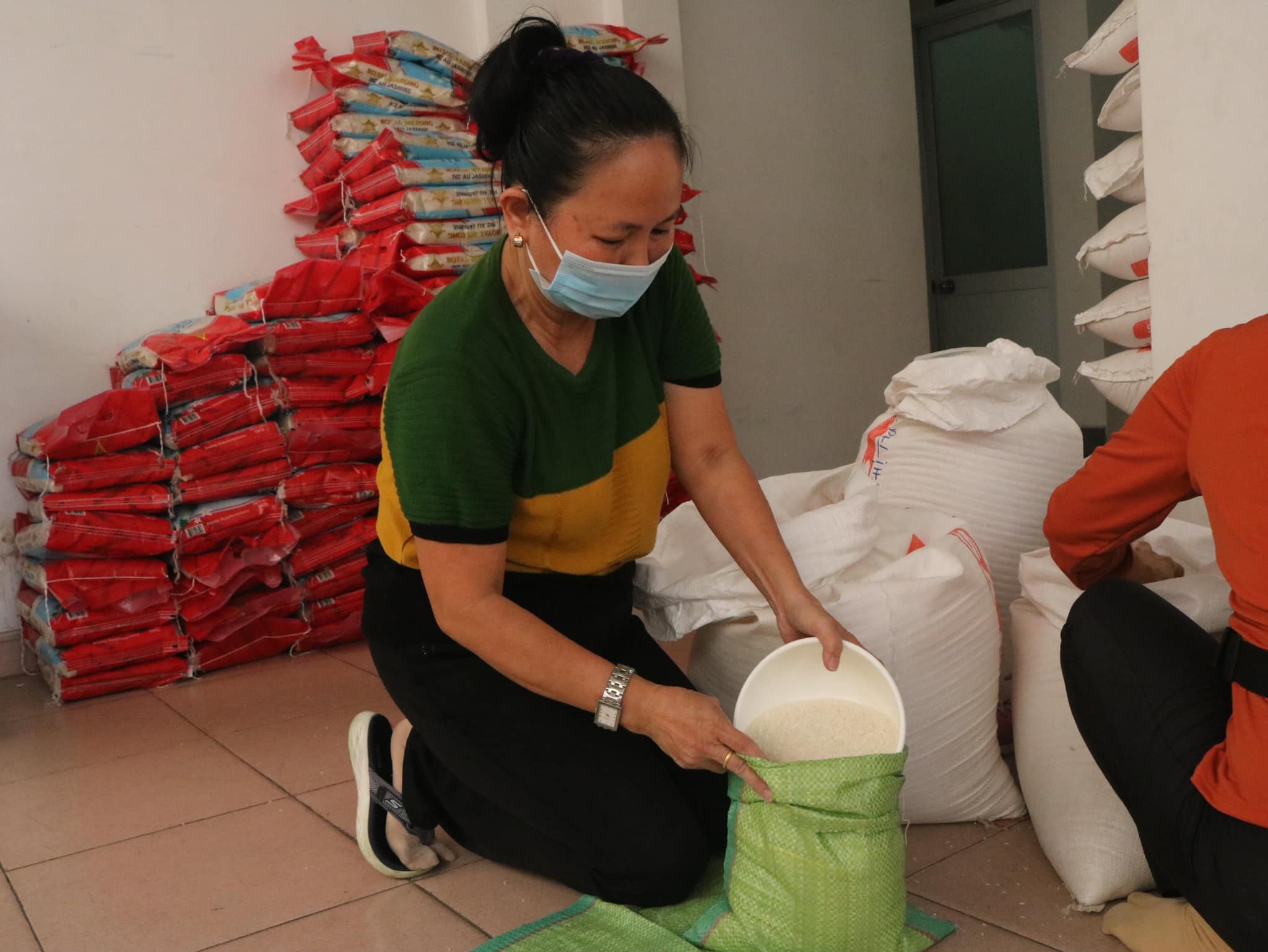 MÙA XUÂN YÊU THƯƠNG 2022 - GÓI 1000 PHẦN QUÀ TẾT
