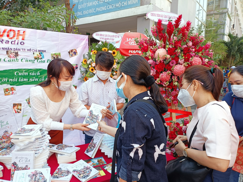 HỘI CHỢ - LỜI NÓI LÀM NÊN CỔ TÍCH (22/01/2022)