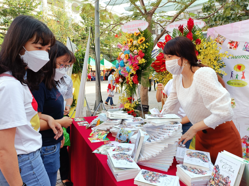 HỘI CHỢ - LỜI NÓI LÀM NÊN CỔ TÍCH (22/01/2022)