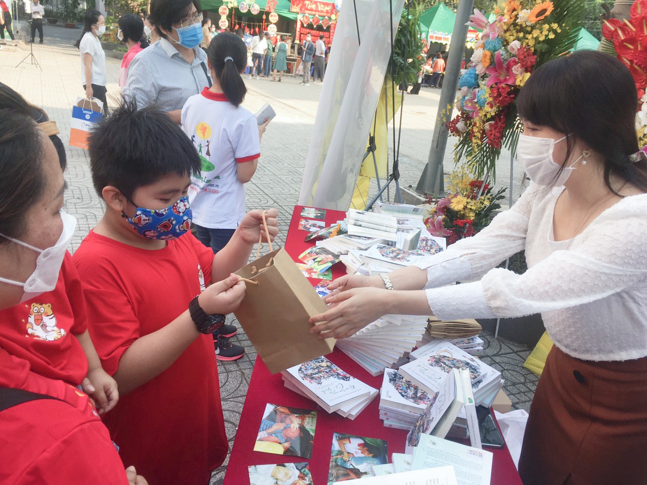 HỘI CHỢ - LỜI NÓI LÀM NÊN CỔ TÍCH (22/01/2022)
