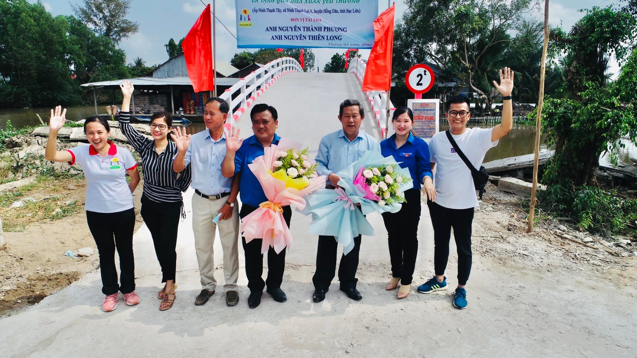 KHÁNH THÀNH CẦU 8000