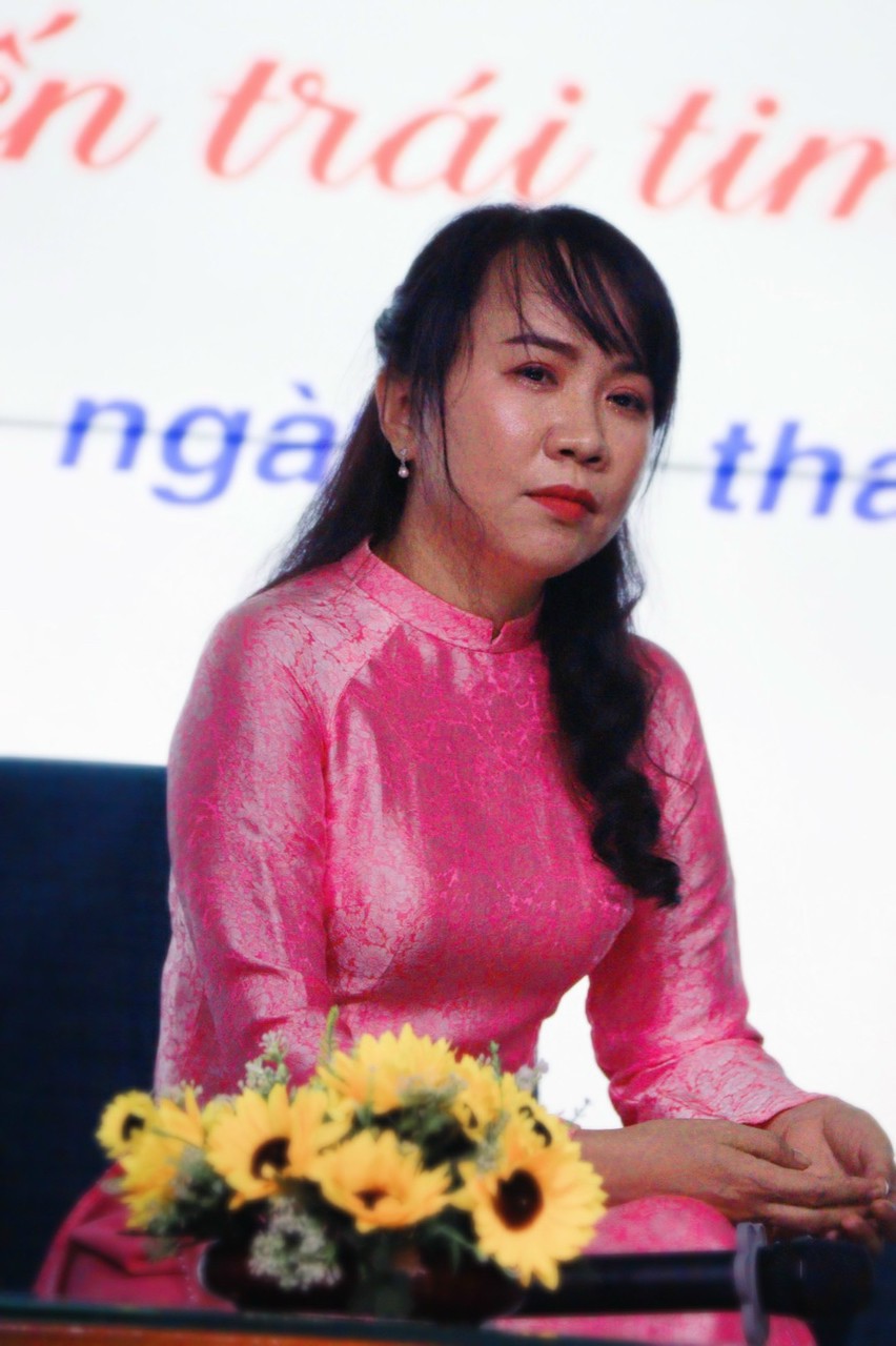 CẬU BÉ NHIỀU – BƯỚC RA TỪ CỔ TÍCH