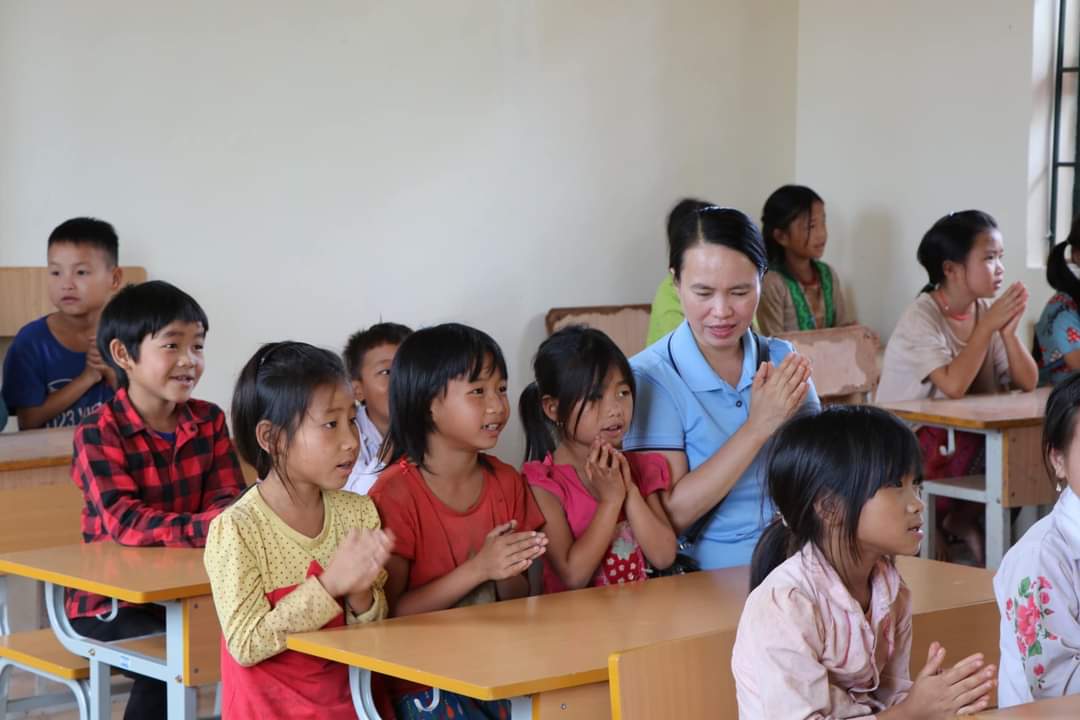 CHÀ NỌI 2 - NHỮNG TẤM VÁCH NHỰA, MẤY MANH BẠT CŨ - CHỈ CÒN TRONG KÍ ỨC...