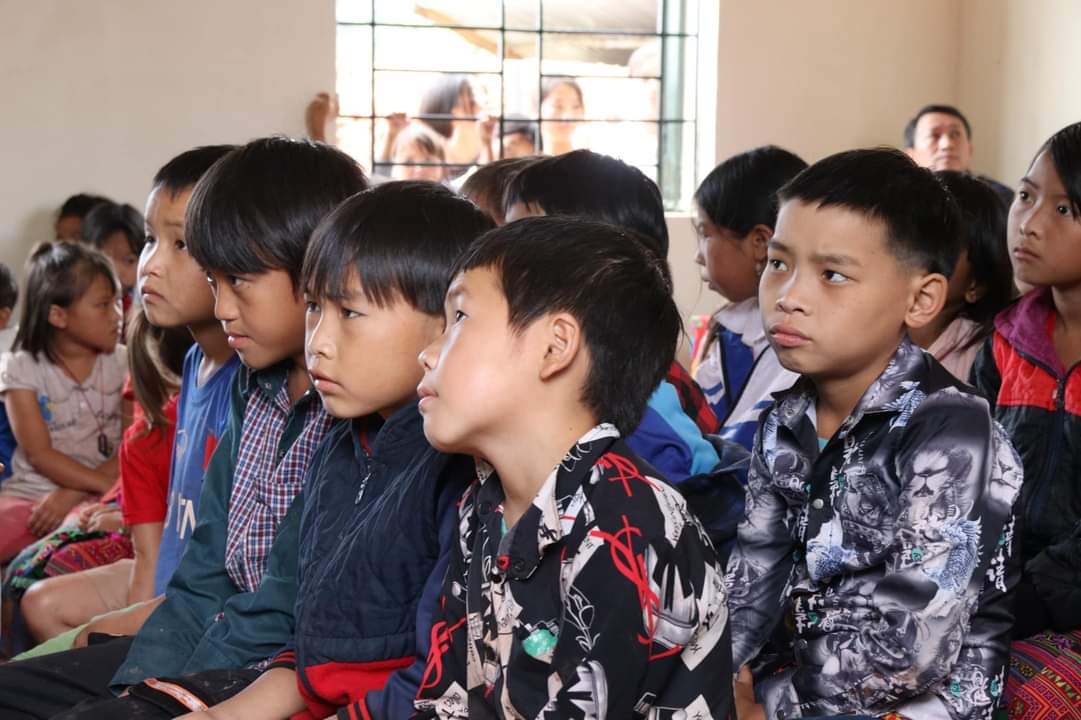 CHÀ NỌI 2 - NHỮNG TẤM VÁCH NHỰA, MẤY MANH BẠT CŨ - CHỈ CÒN TRONG KÍ ỨC...