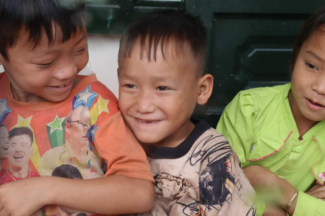 CHÀ NỌI 2 - NHỮNG TẤM VÁCH NHỰA, MẤY MANH BẠT CŨ - CHỈ CÒN TRONG KÍ ỨC...