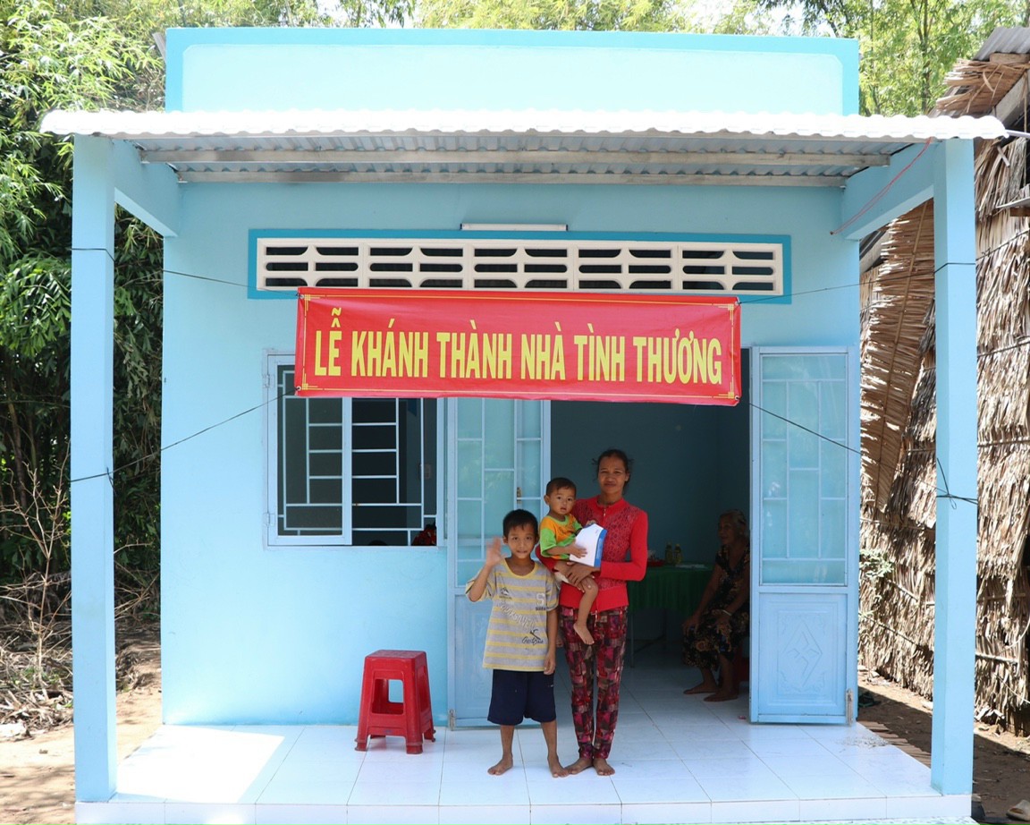 CÓC, NHÁI, CHUỘT ĐÃ CÓ MỘT MÁI NHÀ ẤM