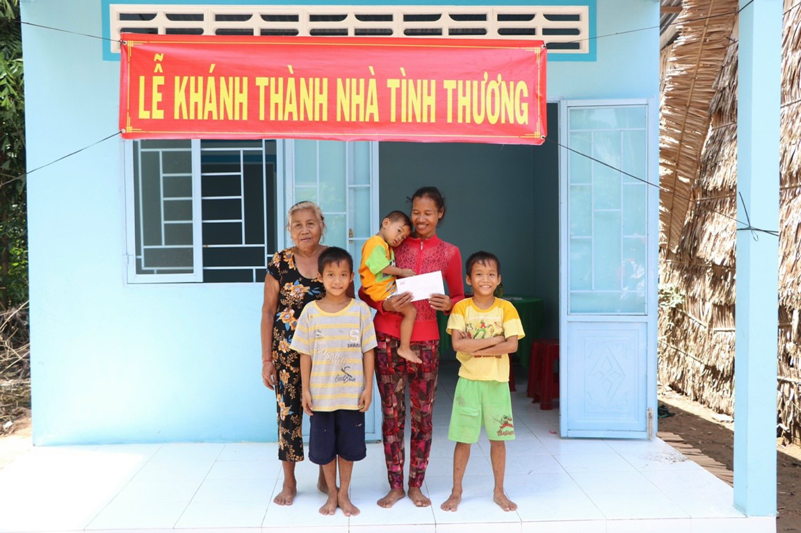 CÓC, NHÁI, CHUỘT ĐÃ CÓ MỘT MÁI NHÀ ẤM