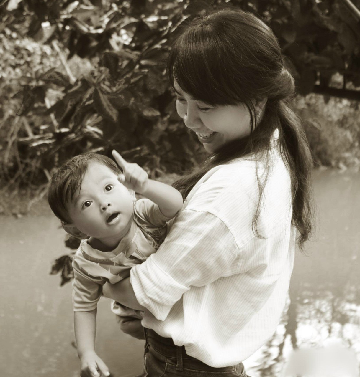 CÓC, NHÁI, CHUỘT ĐÃ CÓ MỘT MÁI NHÀ ẤM