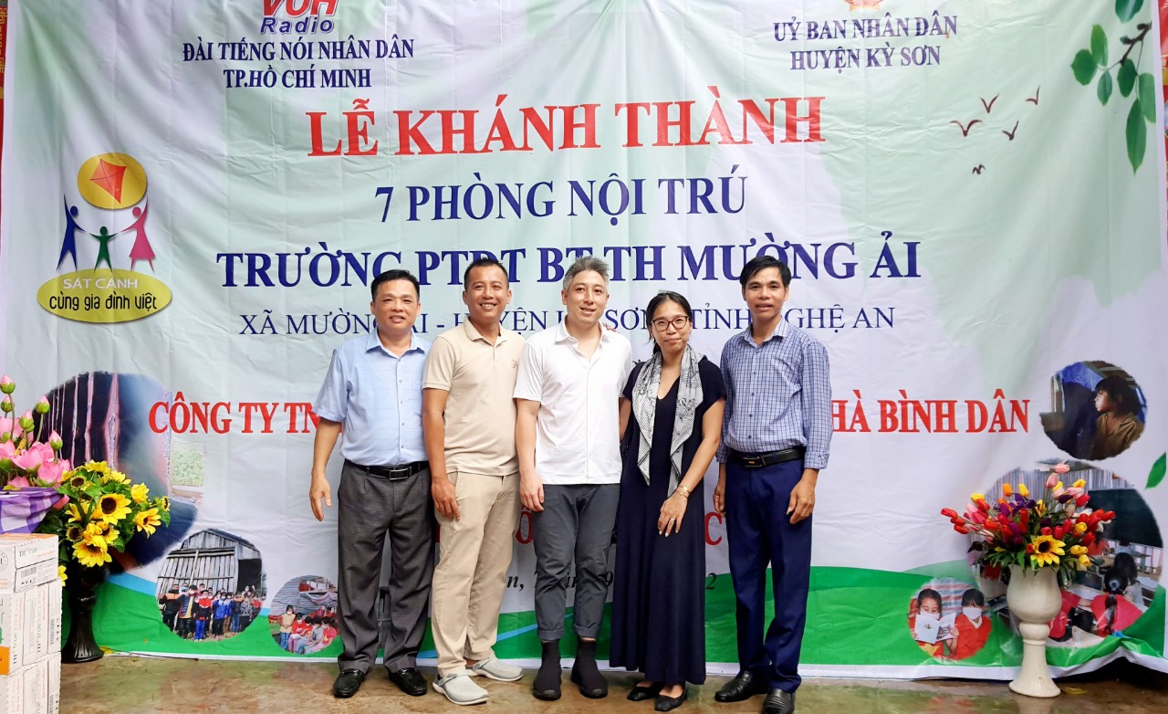 THƯ GỬI CÁC CÔ BÉ, CẬU BÉ KỲ SƠN