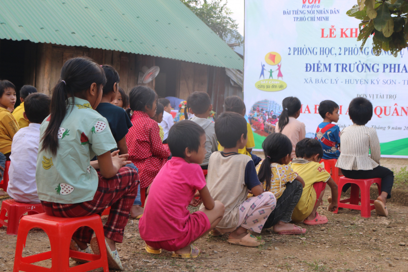 THƯ GỬI CÁC CÔ BÉ, CẬU BÉ KỲ SƠN
