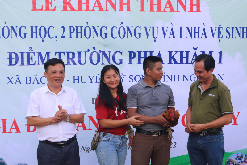 THƯ GỬI CÁC CÔ BÉ, CẬU BÉ KỲ SƠN