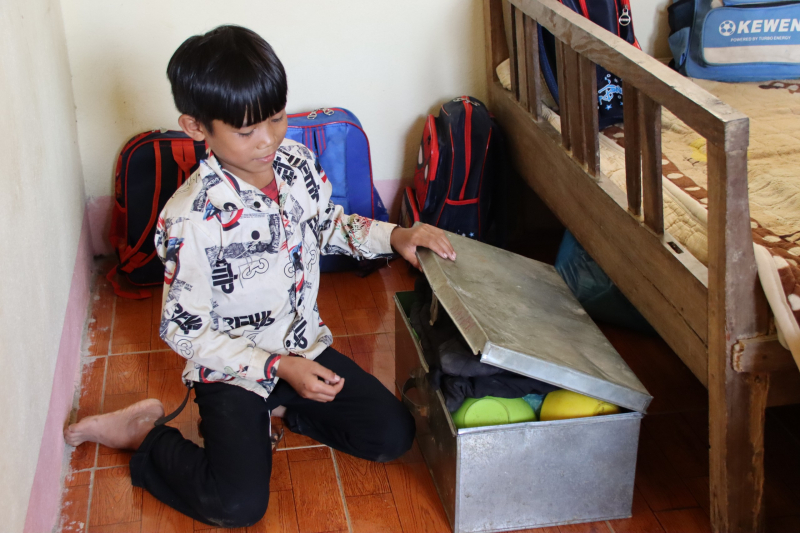 THƯ GỬI CÁC CÔ BÉ, CẬU BÉ KỲ SƠN