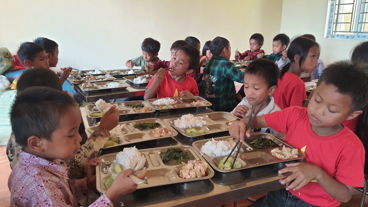 THƯ GỬI CÁC CÔ BÉ, CẬU BÉ KỲ SƠN