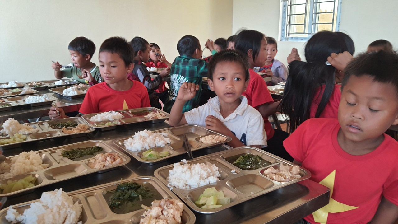 THƯ GỬI CÁC CÔ BÉ, CẬU BÉ KỲ SƠN