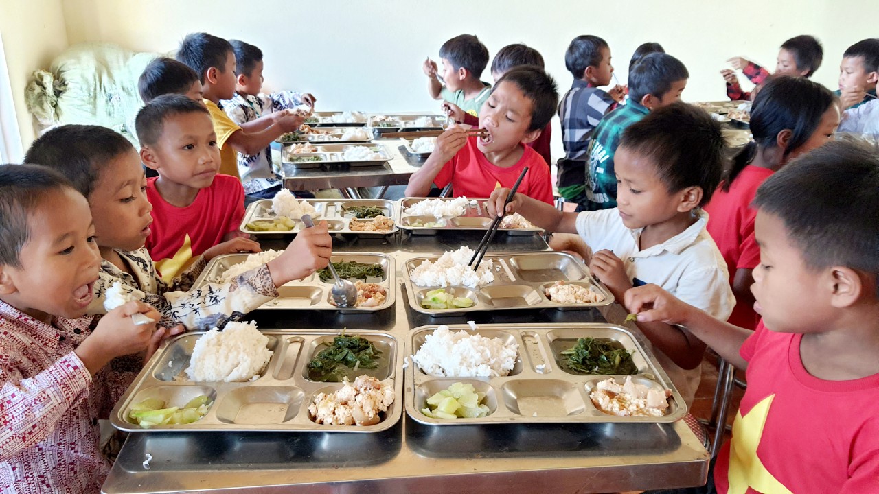 THƯ GỬI CÁC CÔ BÉ, CẬU BÉ KỲ SƠN
