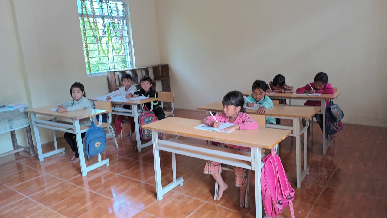 THƯ GỬI CÁC CÔ BÉ, CẬU BÉ KỲ SƠN