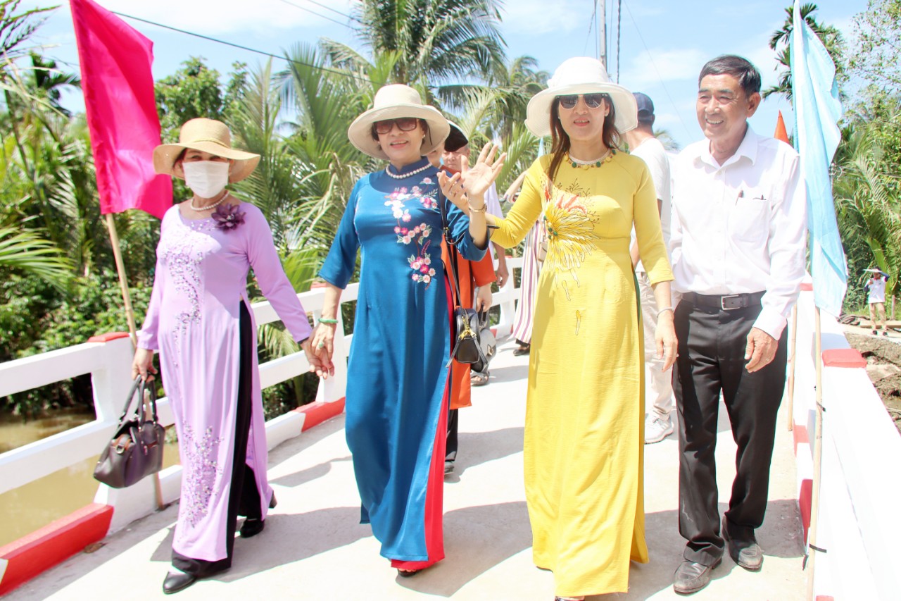 KHÁNH THÀNH CẦU ÔNG RÍP - XÃ ĐỊNH THỦY, HUYỆN MỎ CÀY NAM, TỈNH BẾN TRE