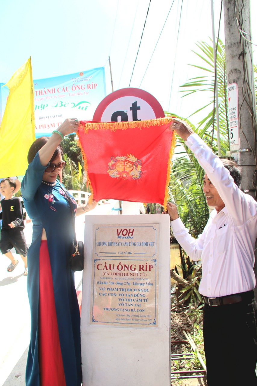 KHÁNH THÀNH CẦU ÔNG RÍP - XÃ ĐỊNH THỦY, HUYỆN MỎ CÀY NAM, TỈNH BẾN TRE