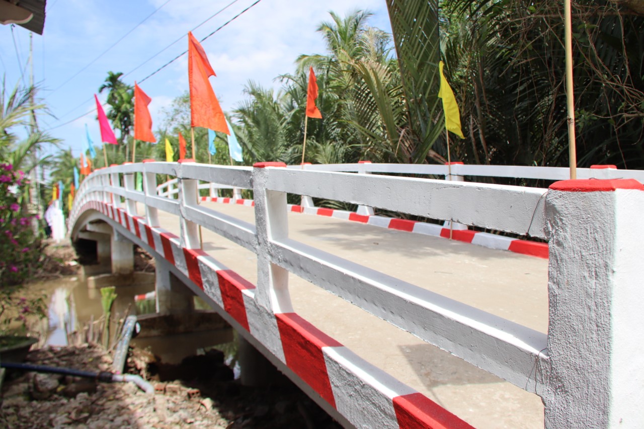 KHÁNH THÀNH CẦU ÔNG RÍP - XÃ ĐỊNH THỦY, HUYỆN MỎ CÀY NAM, TỈNH BẾN TRE