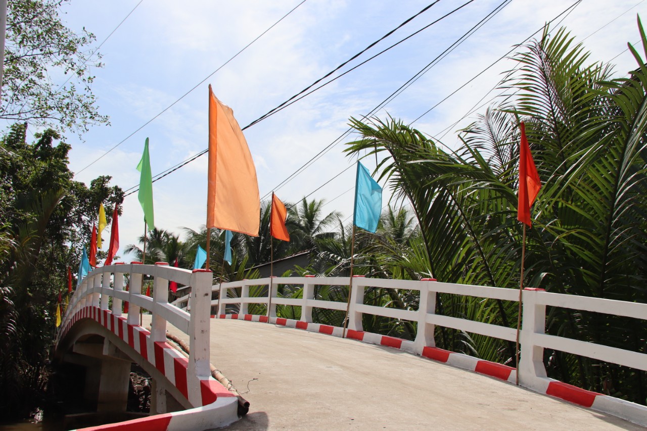 KHÁNH THÀNH CẦU ÔNG RÍP - XÃ ĐỊNH THỦY, HUYỆN MỎ CÀY NAM, TỈNH BẾN TRE