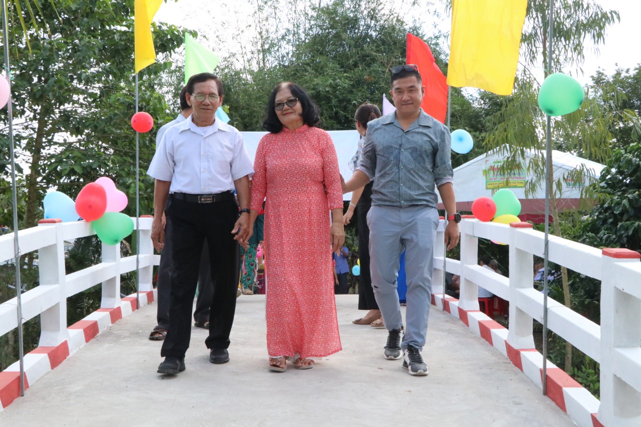 KHÁNH THÀNH CẦU HOÀNG HIỆP - XÃ MỸ HỘI, HUYỆN CÁI BÈ, TỈNH TIỀN GIANG