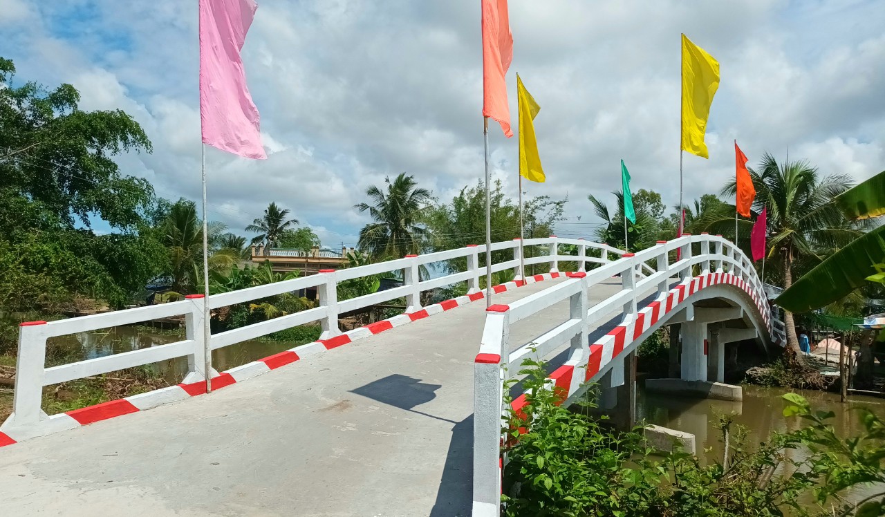 KHÁNH THÀNH CẦU ĐỊNH HIỀN 2 - XÃ VĨNH PHÚ ĐÔNG, HUYỆN PHƯỚC LONG, TỈNH BẠC LIÊU