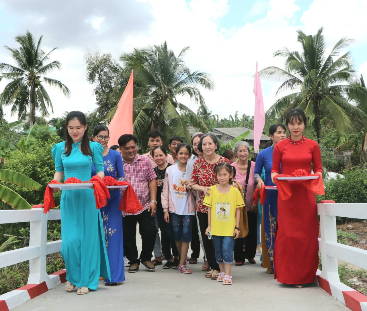 KHÁNH THÀNH CẦU ĐỊNH HIỀN 2 - XÃ VĨNH PHÚ ĐÔNG, HUYỆN PHƯỚC LONG, TỈNH BẠC LIÊU