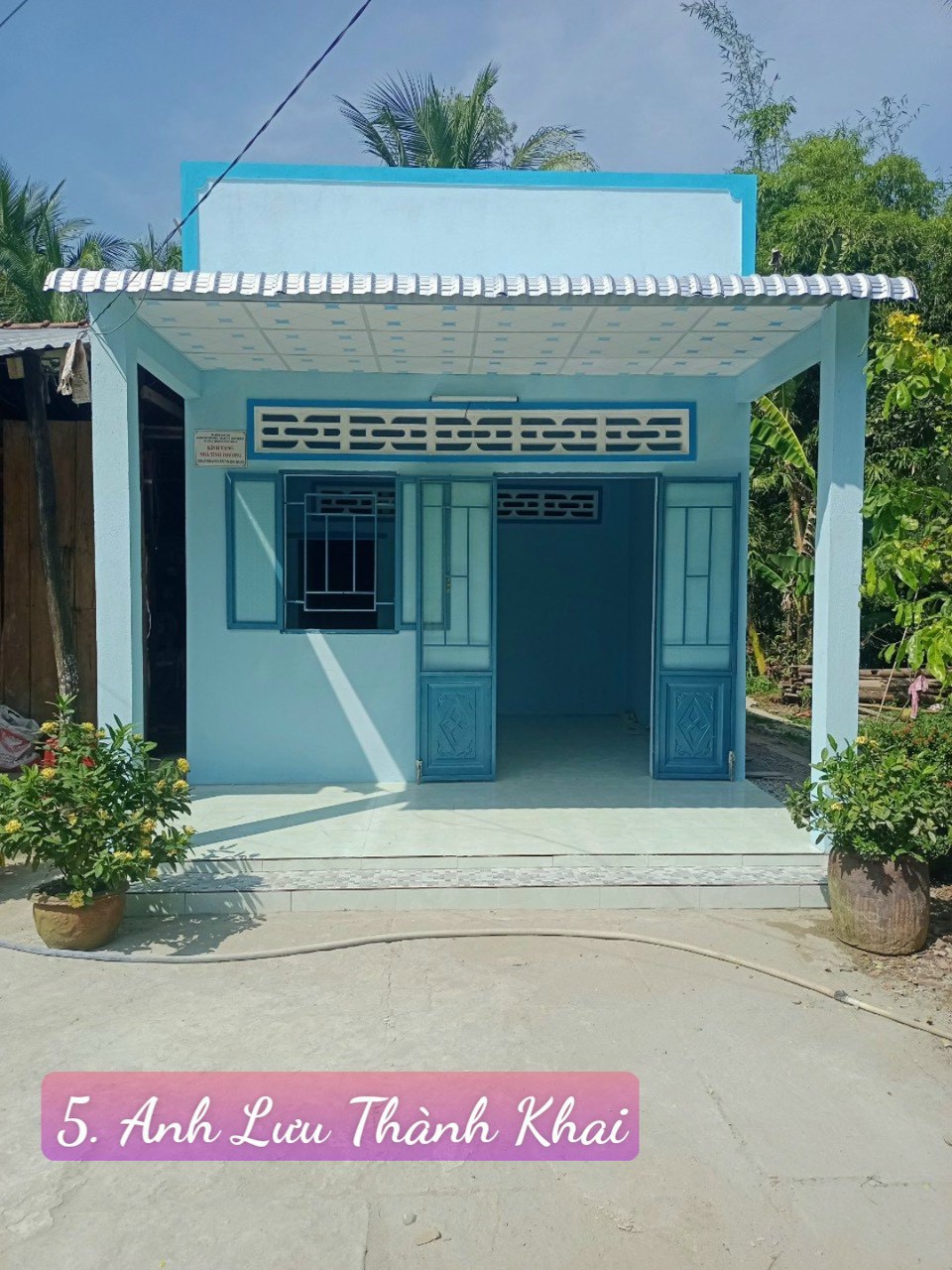 5 MÁI NHÀ ấy, BÃO GIÔNG ĐÃ LÙI VỀ SAU CÁNH CỬA