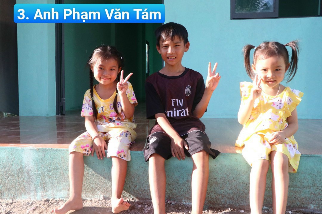 5 MÁI NHÀ ấy, BÃO GIÔNG ĐÃ LÙI VỀ SAU CÁNH CỬA