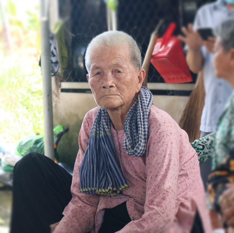 NGÀY VỀ CỦA CÔ GÁI VANCE LEE