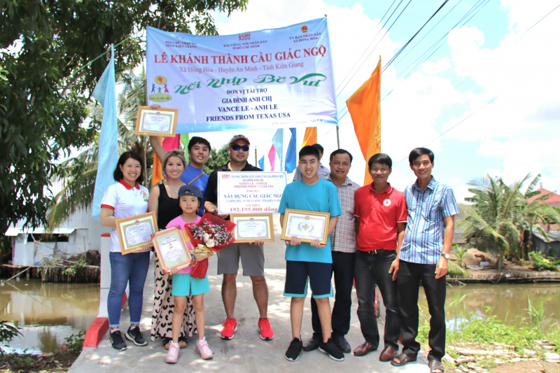 NGÀY VỀ CỦA CÔ GÁI VANCE LEE