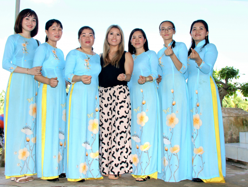 NGÀY VỀ CỦA CÔ GÁI VANCE LEE