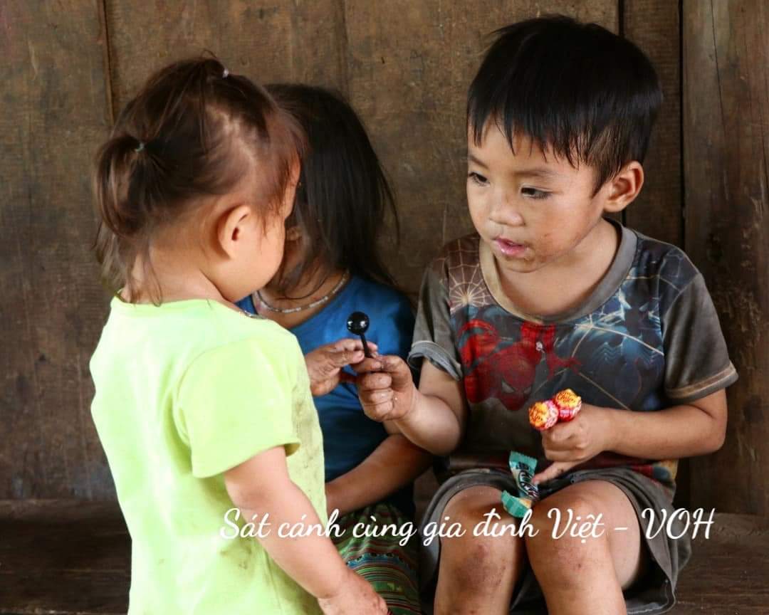THÔN 5 TẦNG – NƠI ẤY, TẾT TRUNG THU LÀ GIẤC MƠ XA VỢI….