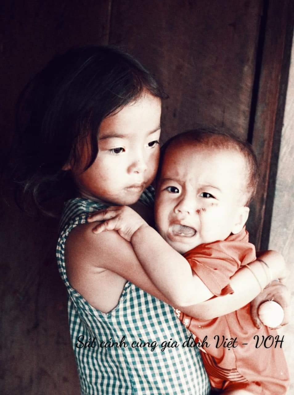 THÔN 5 TẦNG – NƠI ẤY, TẾT TRUNG THU LÀ GIẤC MƠ XA VỢI….
