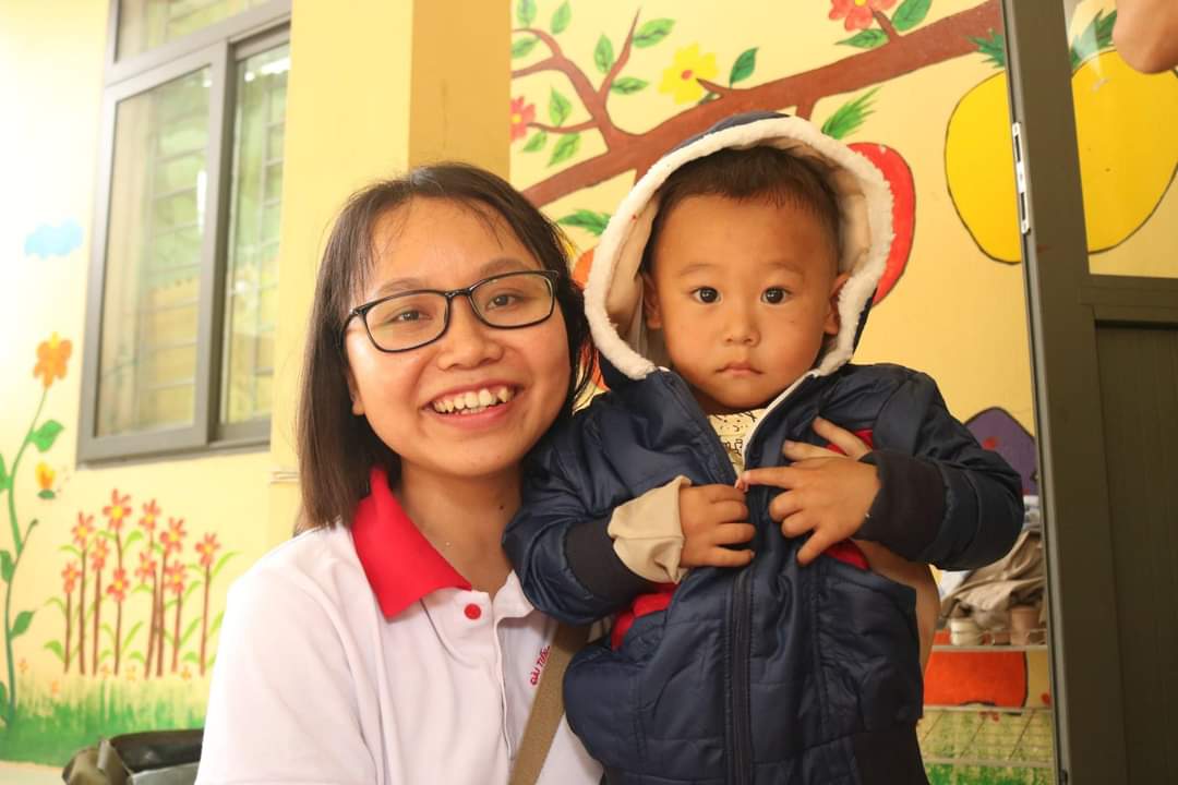 TRẺ EM MIỀN BIÊN GIỚI THẬT ĐẶC BIỆT...
