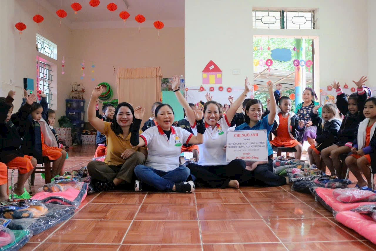 HÀNH TRÌNH XÓA TRẮNG ĐIỂM TRƯỜNG KHÔNG ÁNH ĐIỆN...