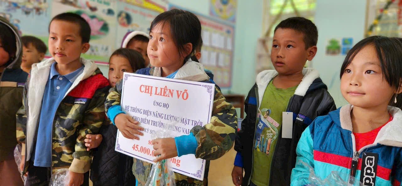 HÀNH TRÌNH XÓA TRẮNG ĐIỂM TRƯỜNG KHÔNG ÁNH ĐIỆN...